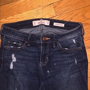 Distressed skinny Jean